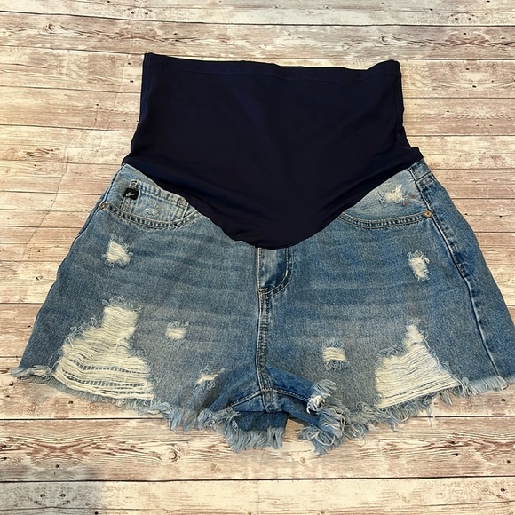 Pinkblush Dark Wash Distressed Fringe Hem Maternity Full Panel Jean Shorts - Picture 4 of 10